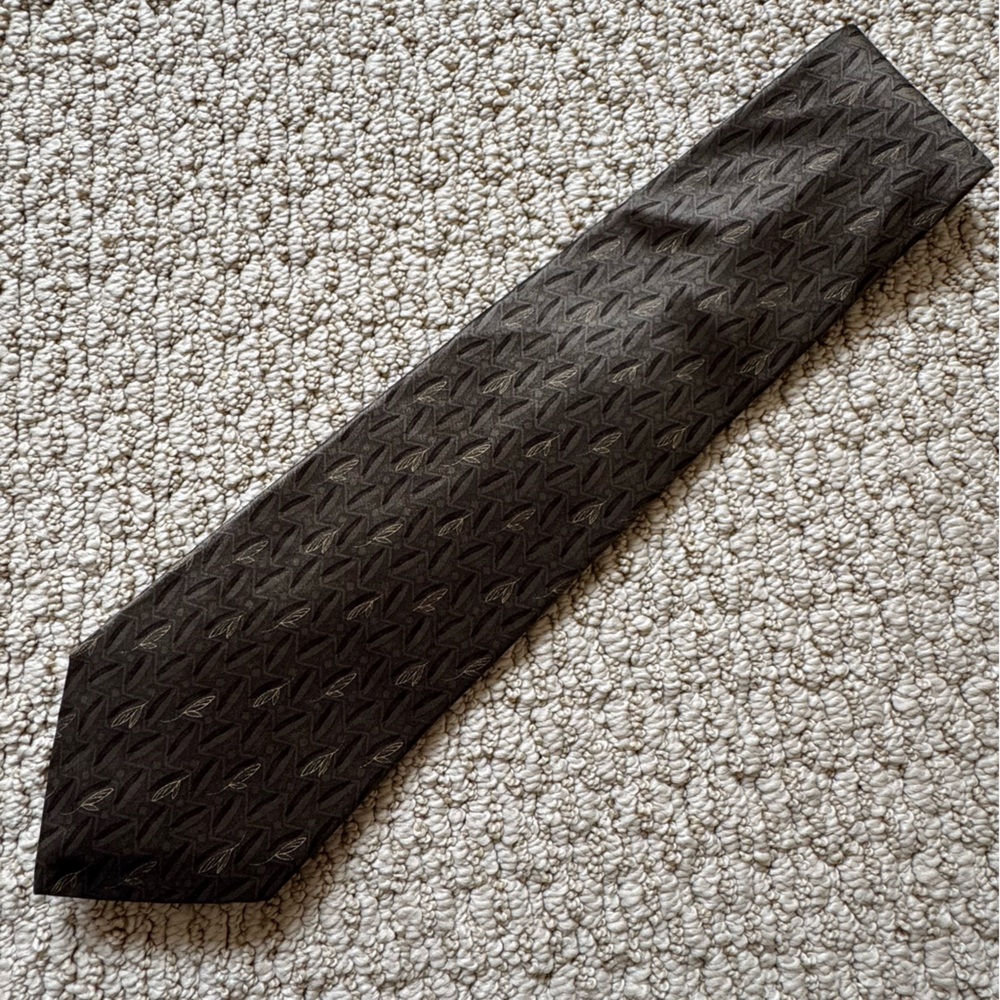 Robert Talbott Brown Tan Subtle Leaf Pattern Clas… - image 2